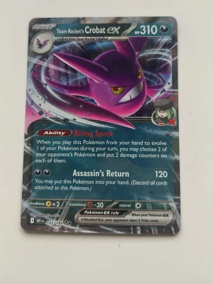 Team Rocket's Crobat ex Pokémonkort -  Team Rocket's Crobat ex 122/182