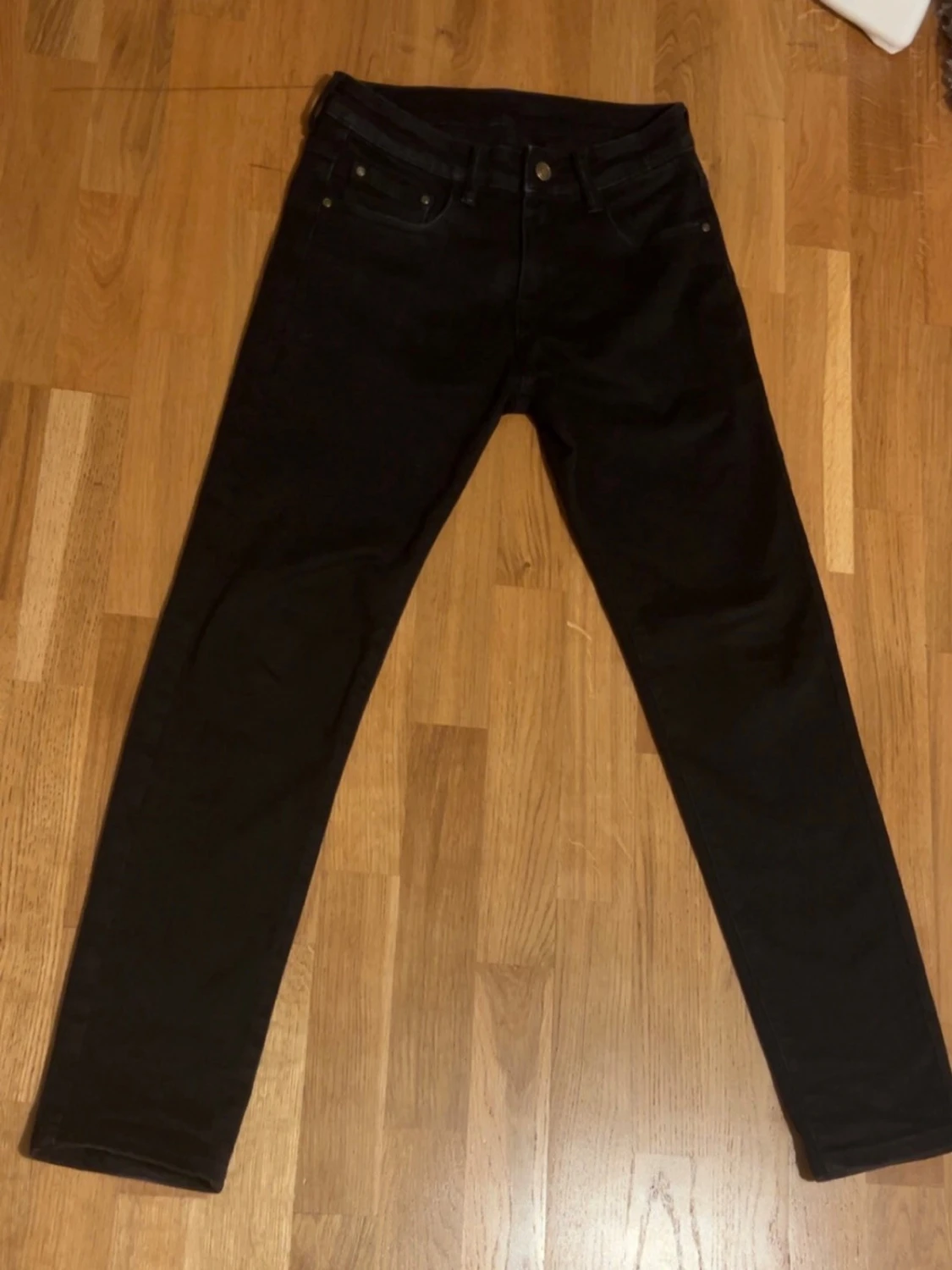 Svarta jeans  - 1