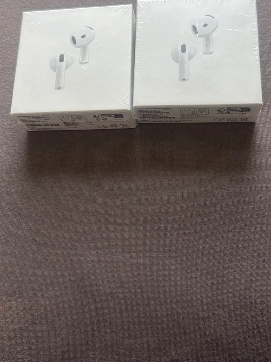 Apple AirPods 4rd Gen ANC i vitt 