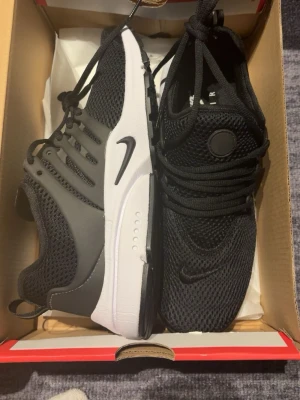 Nike presto - Säljer ett par nike presto storlek 42 sissts paret! Så först t kvarn