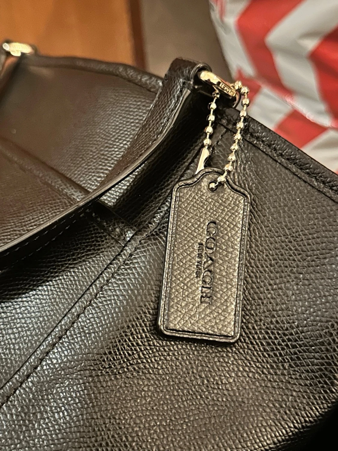 Svart handväska från Coach - 3