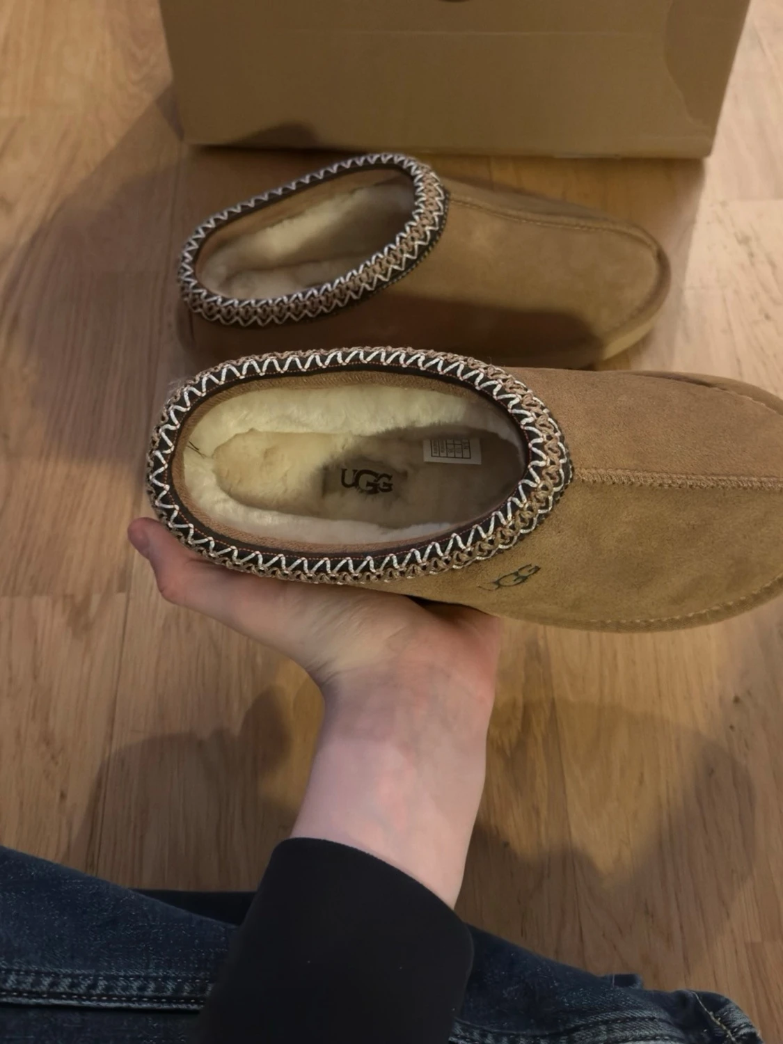 Bruna UGG tofflor i mocka - 2