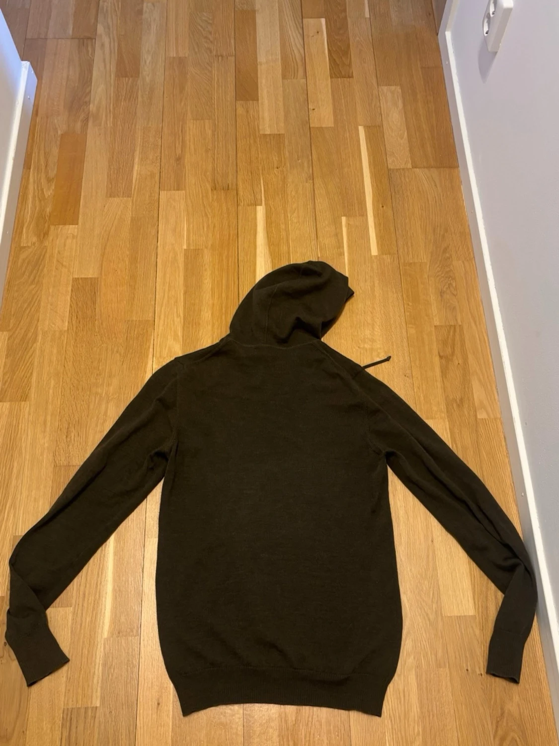 Stickad hoodie - 1