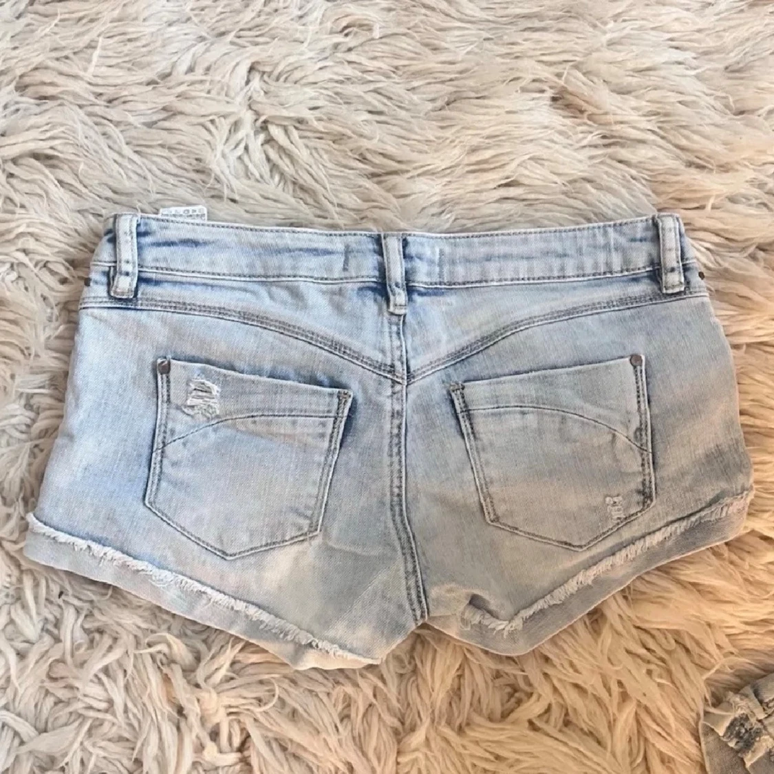 U20 Superlågmidjade jeanshorts  - 3