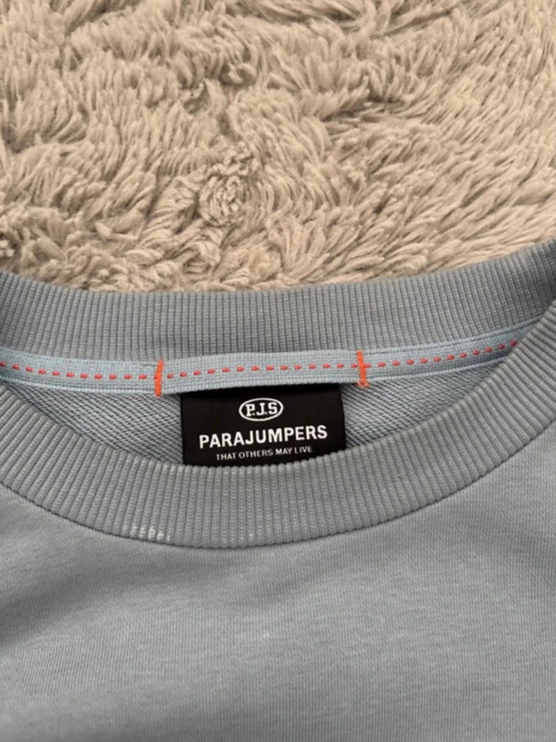 Ljusblå sweatshirt från Parajumpers - 1