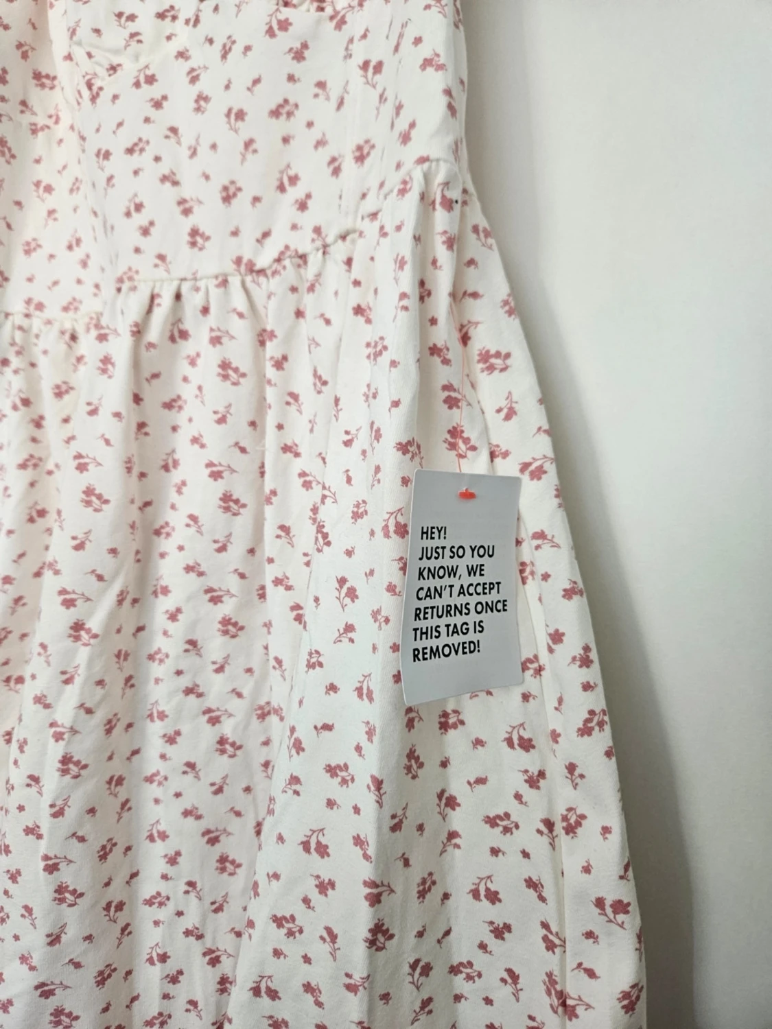 Vit klänning med rosa blommor - 5