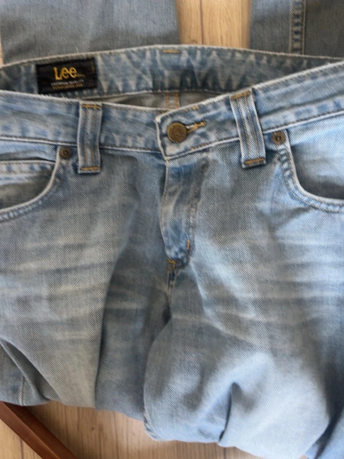 Ljusblå low waist bootcut jeans från Lee - 2