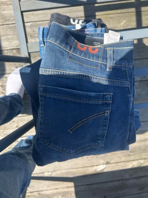 Dondup jeans George  - Dondup jeans George storlek 32 i mycket bra skick, passar 31!