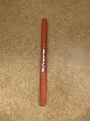 Buxom läppenna  - I färgen rich rose