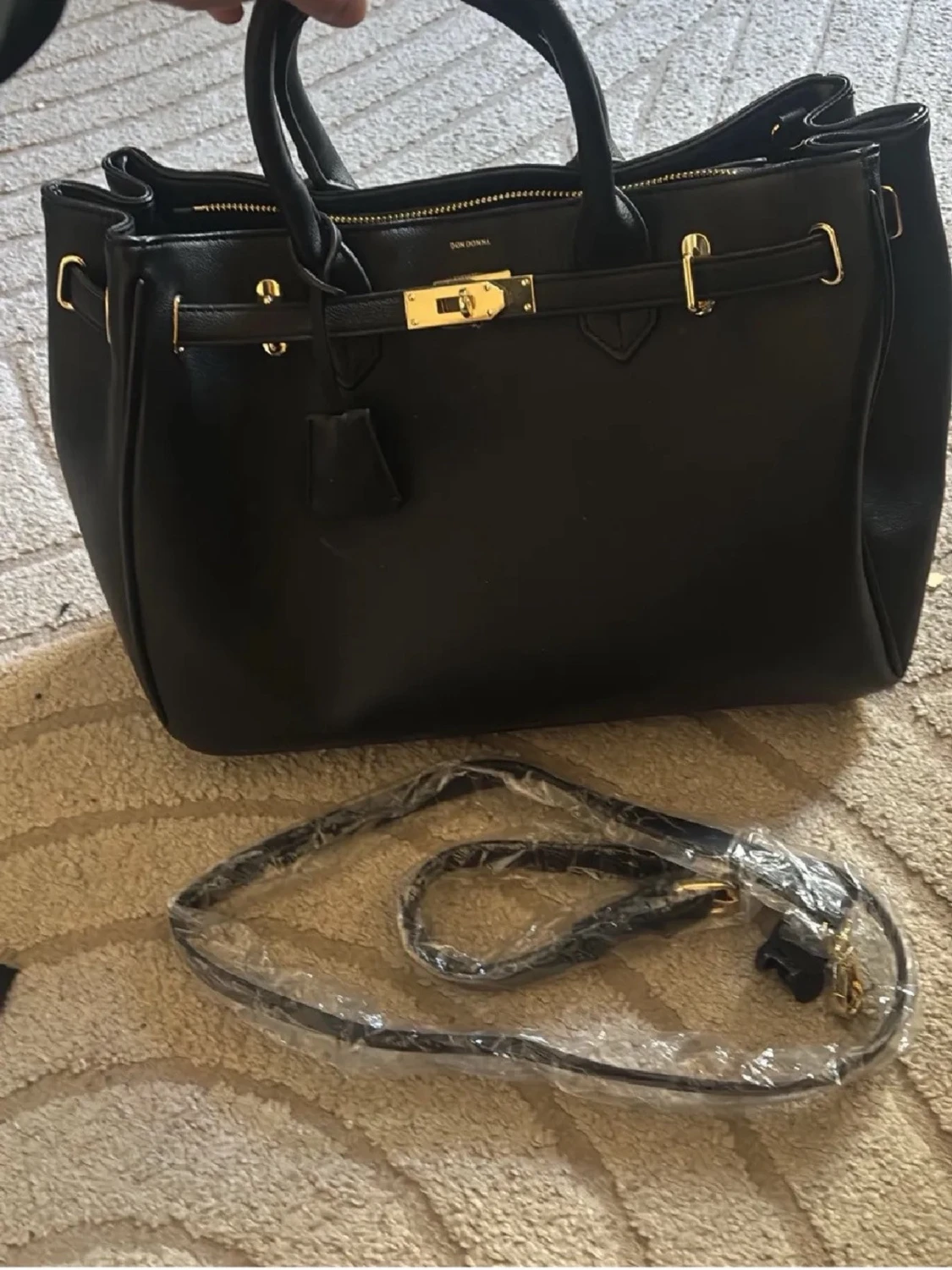 Svart handväska från Don Donna