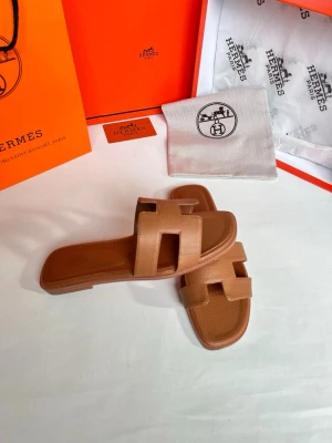 Herrmessandaler  - .