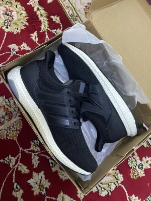 Ultra Boost - Storlek 43