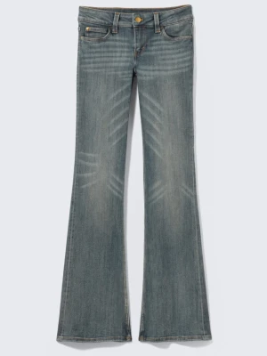 Lowwaist cheap monday jeans - Blå lågmidjade bootcut jeans från cheap monday/weekday i storlek 28/32