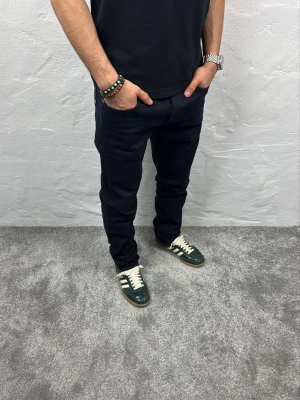 Replay jeans  - Ett par riktigt snygga jeans från Replay i storlek W32 L32 i modellen Denim Hyperflex 