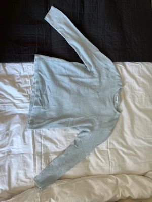 Jack N Jones tröja - Jack N Jones tröja ljusblå stickad. Storlek M