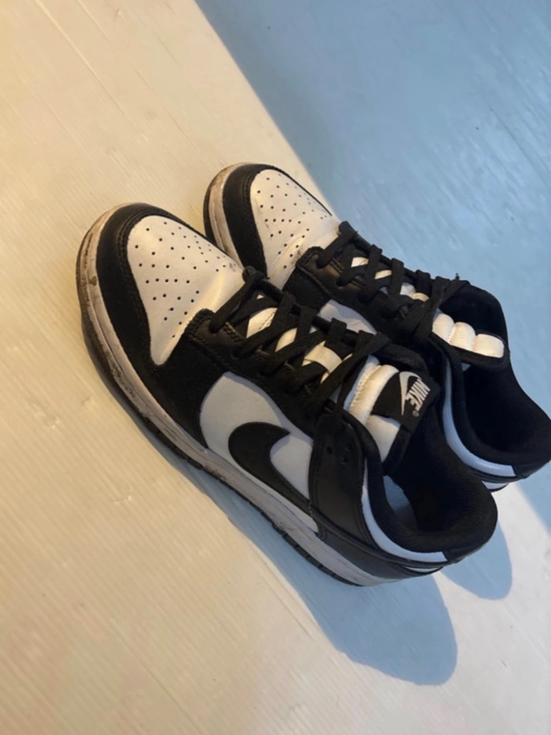 Nike Dunk Low svart/vit sneakers