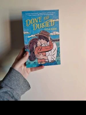Romantik bok - Säljer boken 'Done and Dusted' av Lyla Sage. Cowboy romance i jättefint skick. Nypris 130 kronor ( amazon ). Katt finns i hemmet. Jag har fler böcker till salu
