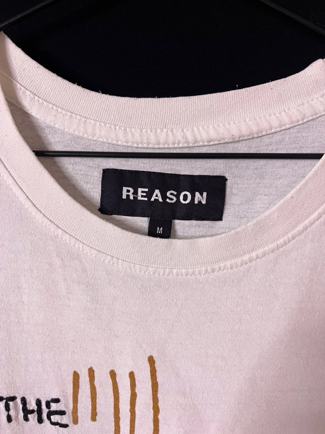 Vit t-shirt med tryck från Reason - 1