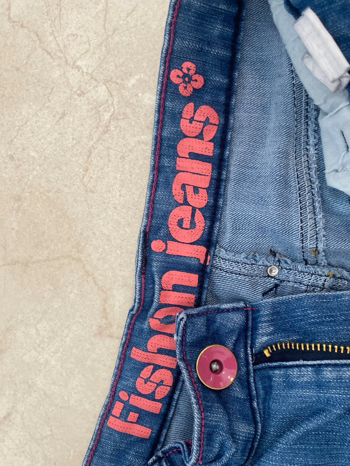 Blå jeans med färgglada detaljer - 2