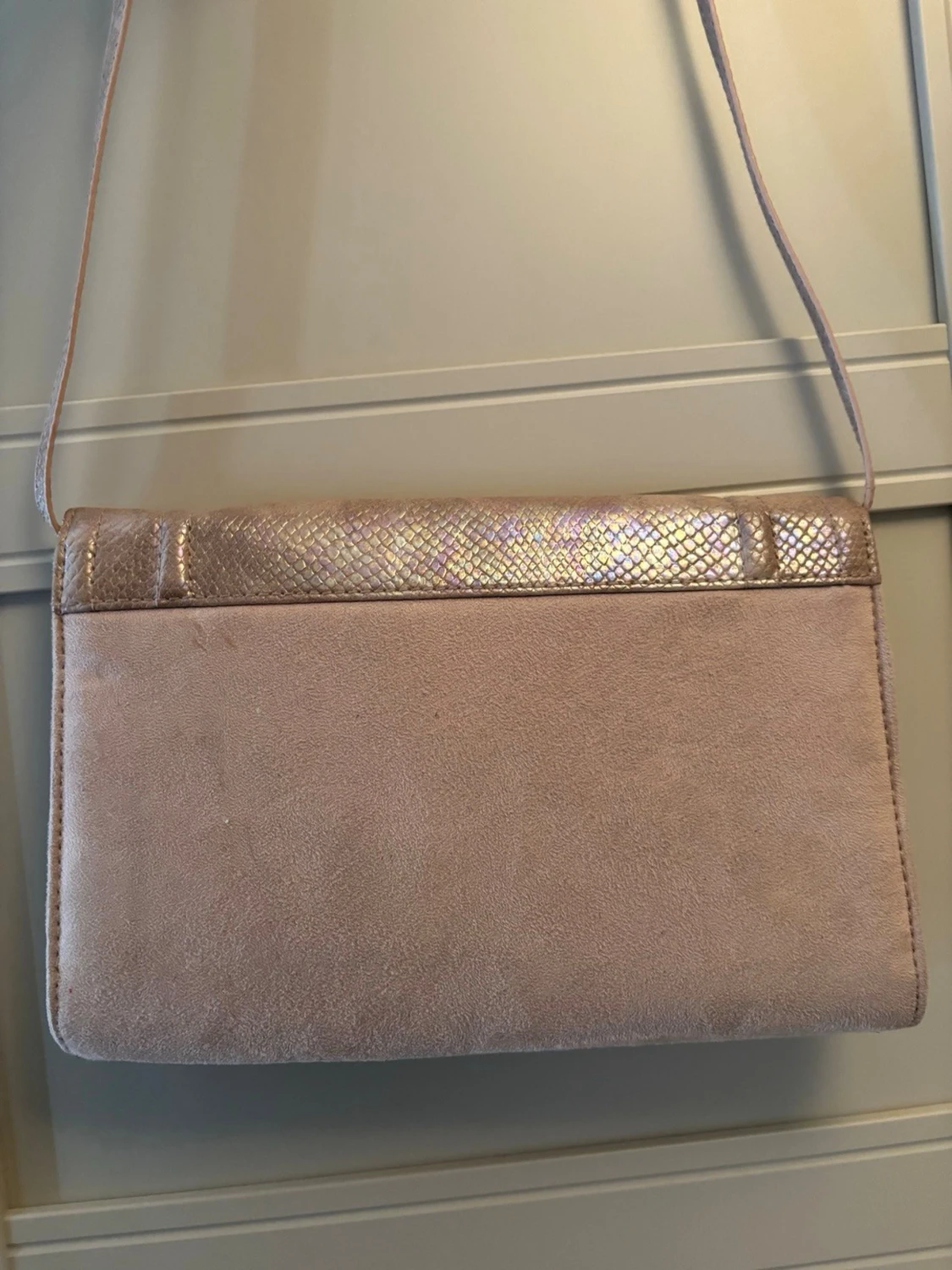 Rosa kuvertväska med axelrem - 1