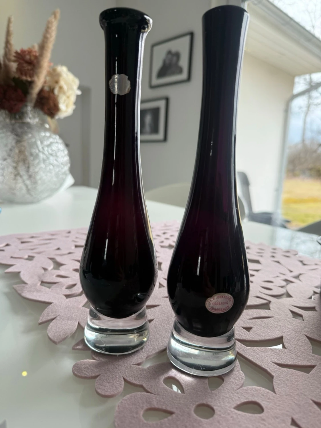Orrefors glasvaser mörklila