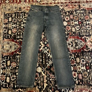 Weekday-Space - Weekday jeans- modell Space. Storlek 29/34 sitter som 30/32 typ men passar de mesta emellan. Går gärna ner i pris 