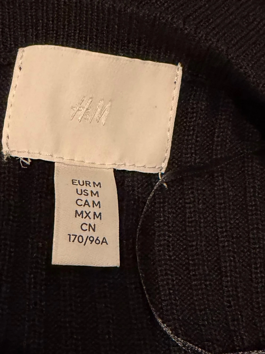 Svart långärmad ribbad klänning - 5