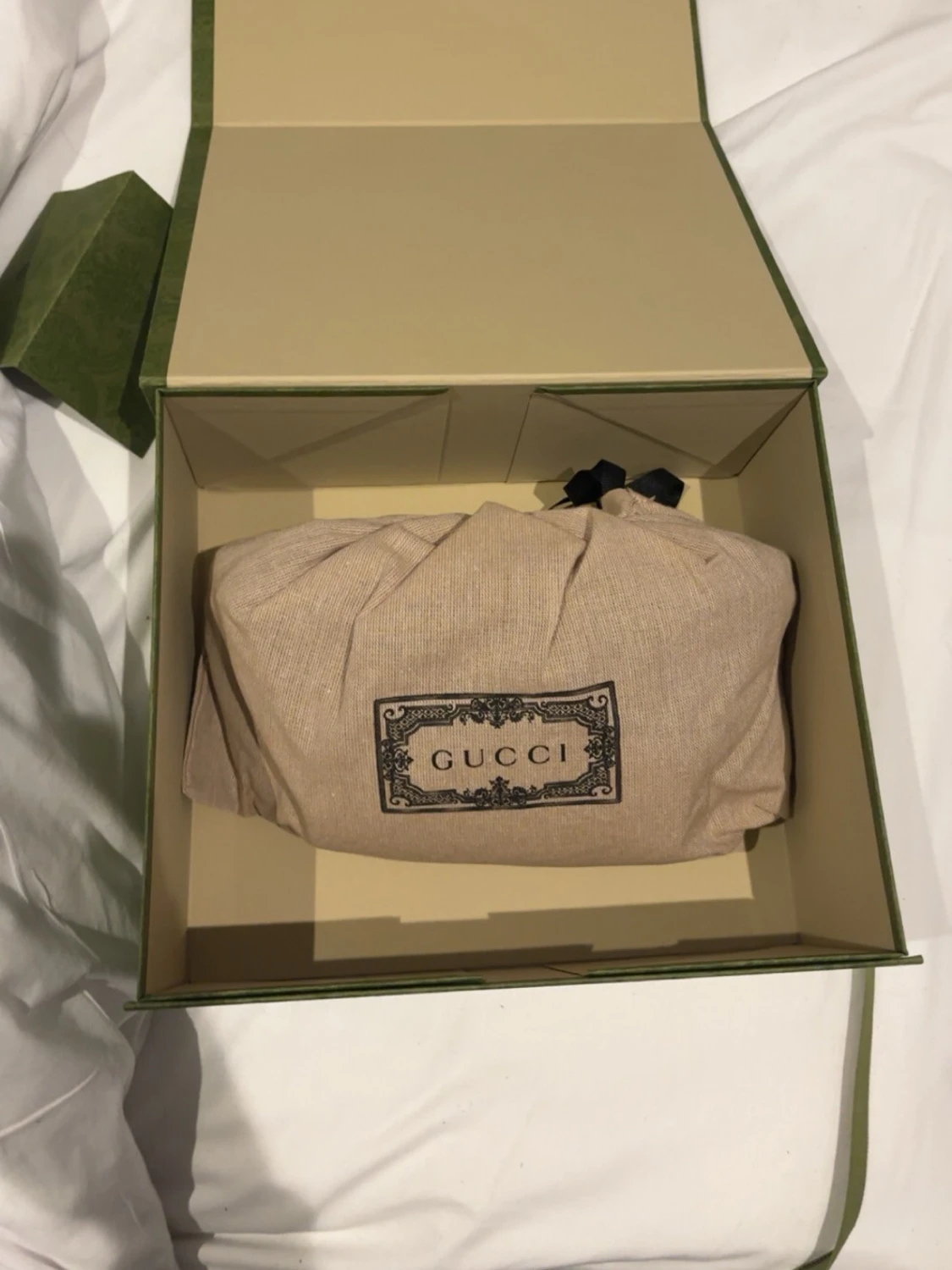 – Gucci handväska med originalbox - 1
