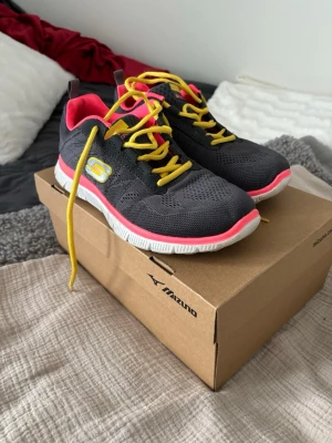 Joggingskor  - Fina skor i ett mycket bra skick 