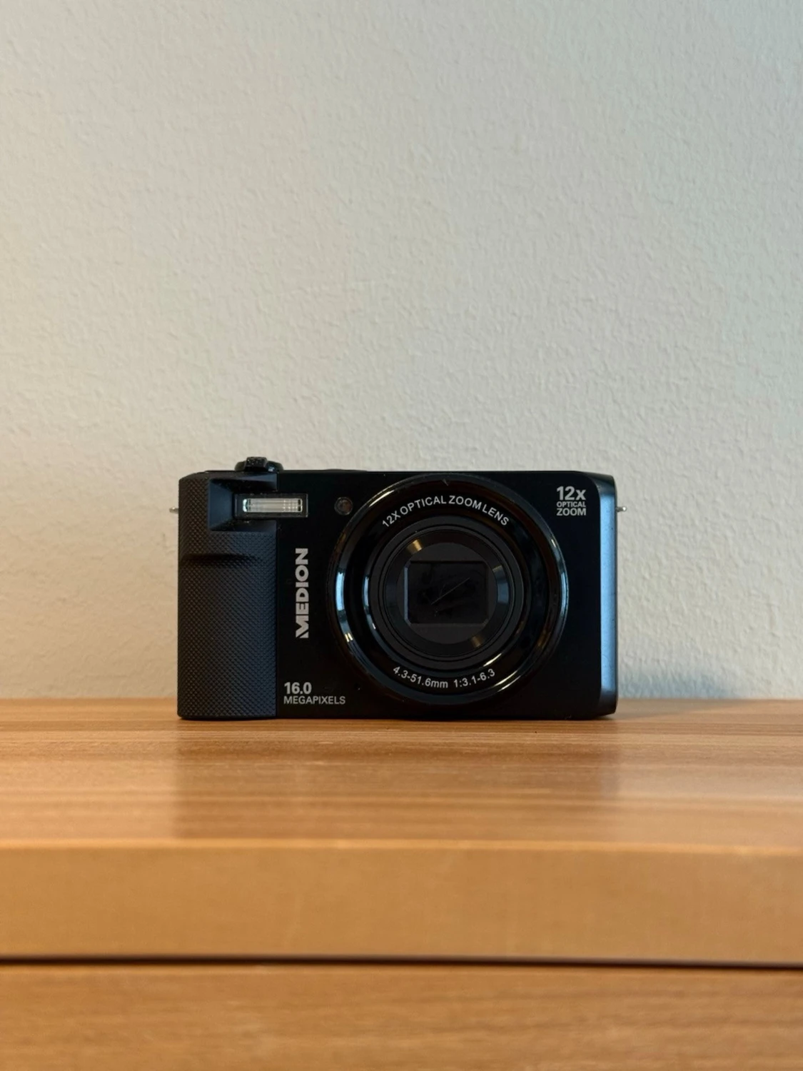 Medion ccd digital camera - 1