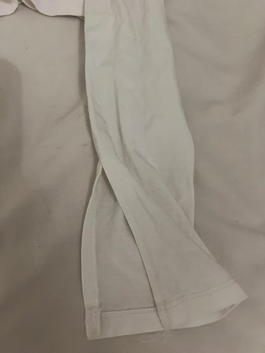 Vit långärmad topp med vid ringning - 2