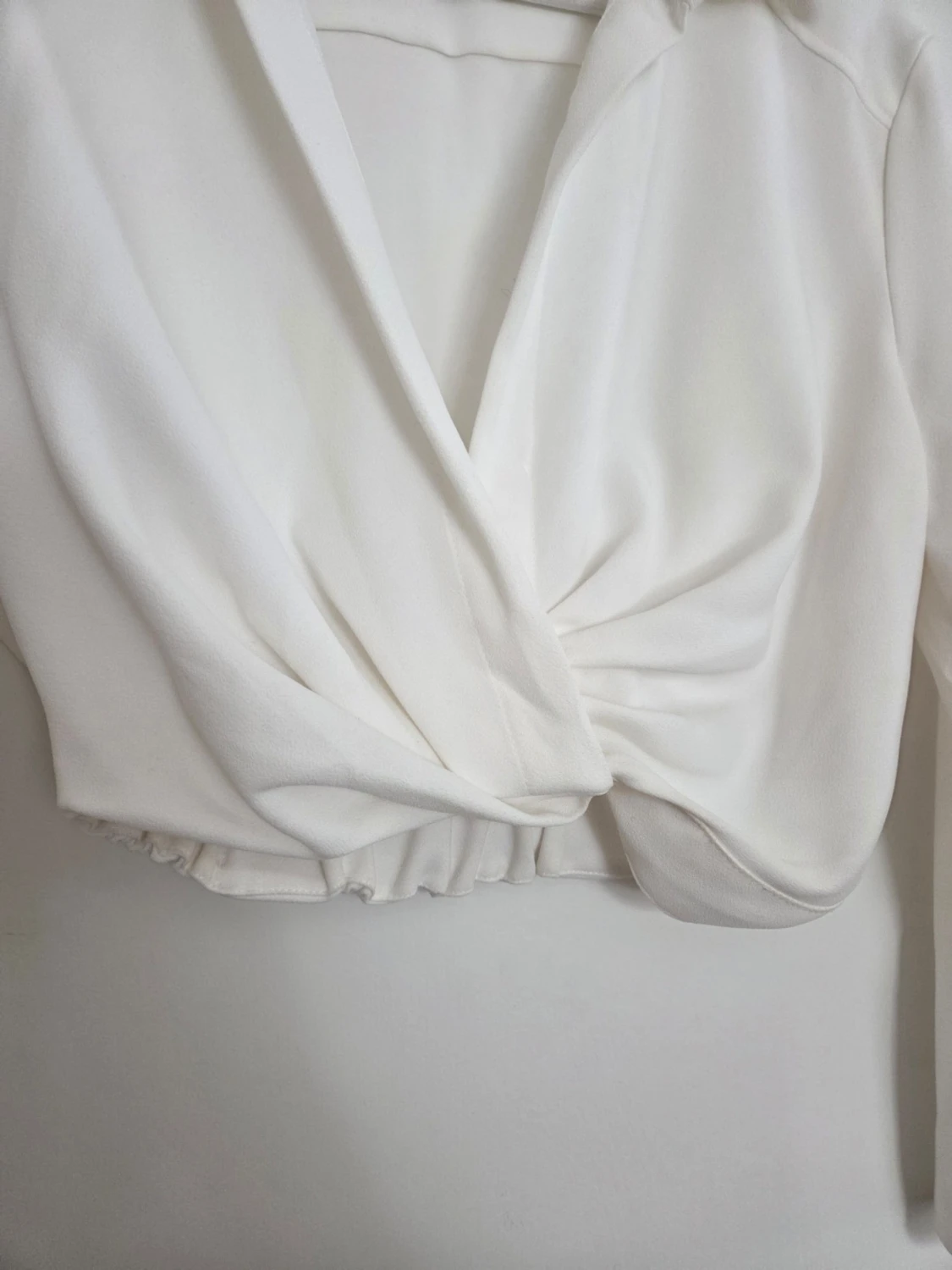 Vit omlottblus från Zara - 2