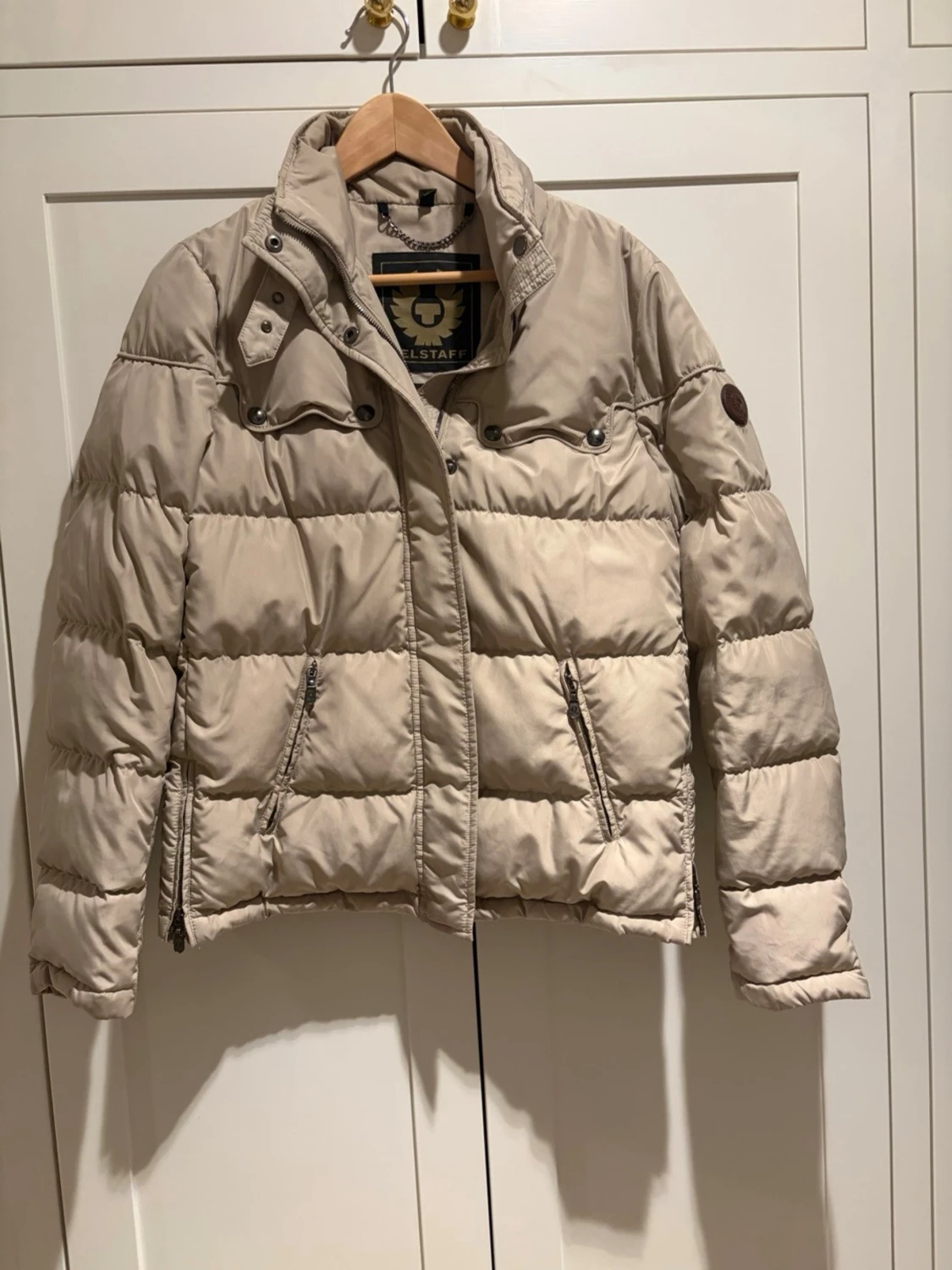 Beige pufferjacka från Belstaff