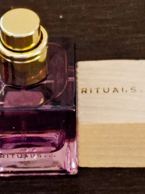 Rituals- Nuit de l’Himalaya Edp 15ml- The Iconic Collection Ny - Ny,oanvänd produkt  Rituals -The Iconic Collection- Nuit de l’Himalaya Typ Edp  Volym 15ml, Travel size 