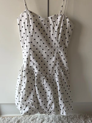 Bershka klänning  - Endast använd fåtal gånger! Super snygg💞