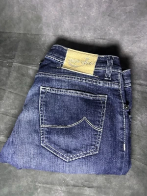 Jacob cohen slim fit jeans  - Mycket fint skick | style 622, sitter slim fit | nypris cirka 5000 | sitter som 32/32