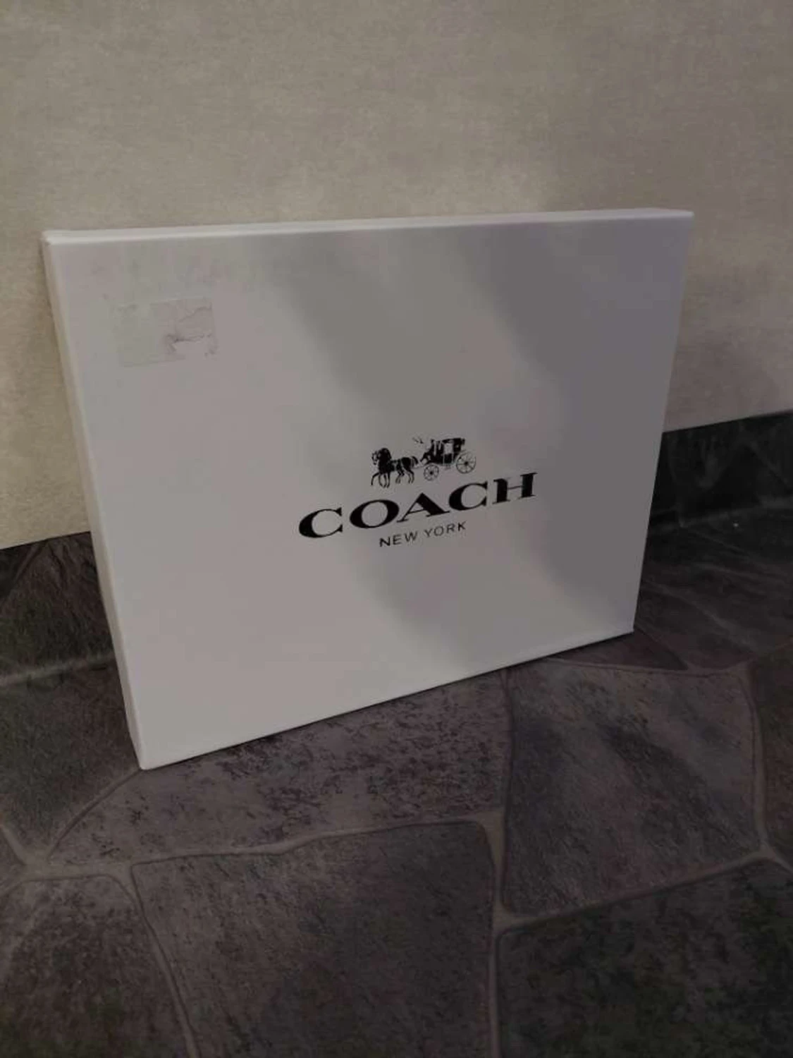 Vit axelremsväska från Coach - 5