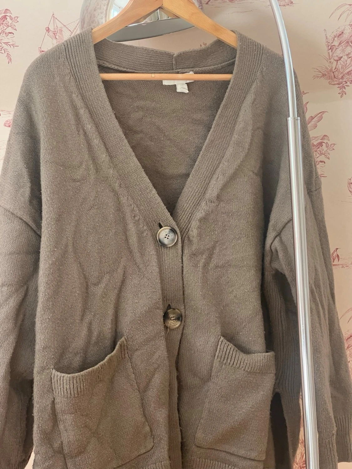 Brun oversized kofta med fickor