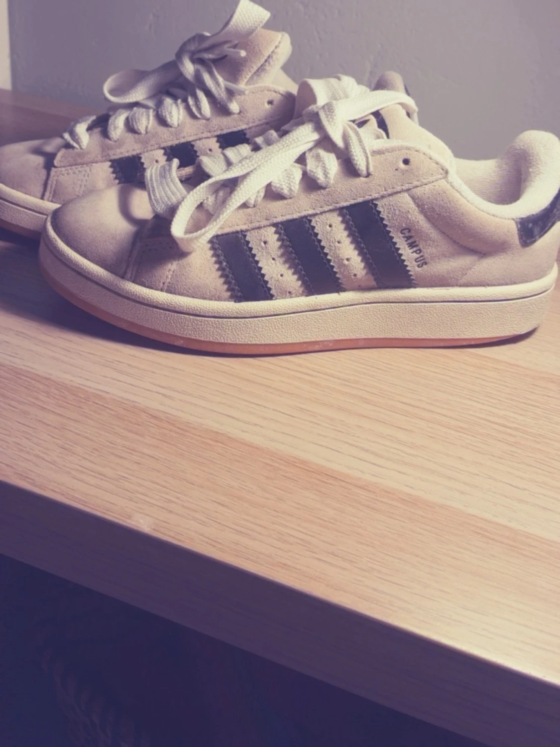 Adidas Campus beige sneakers