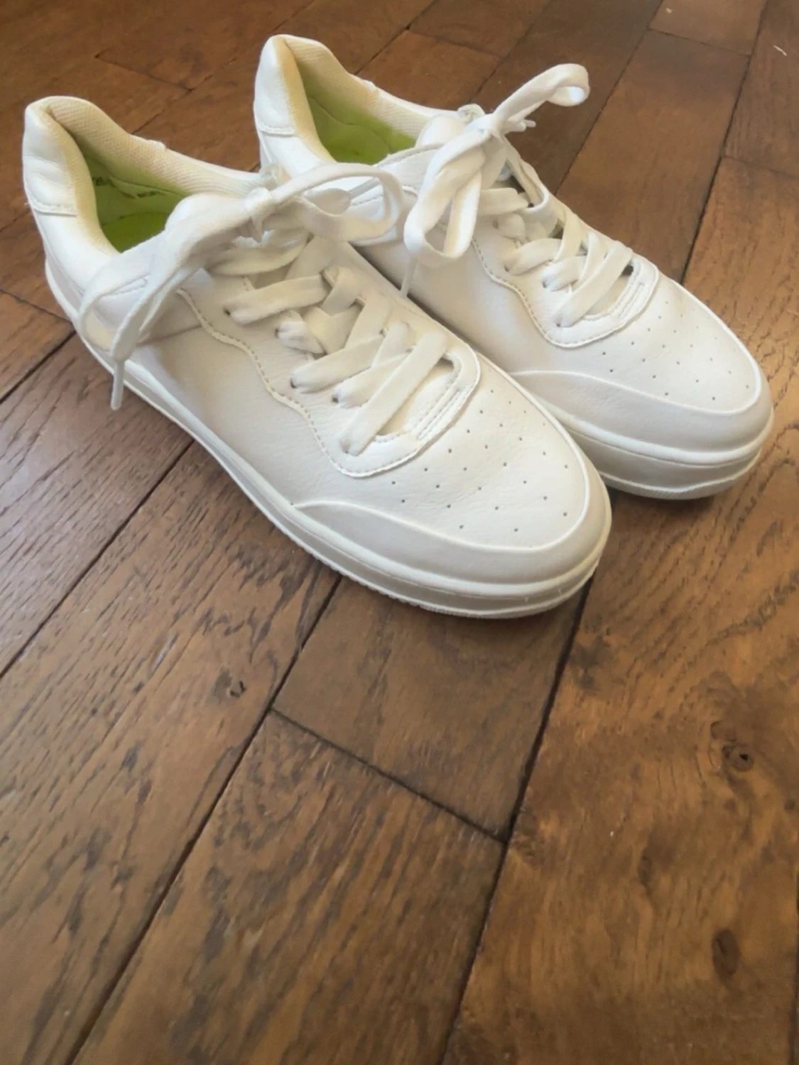 Vita sneakers