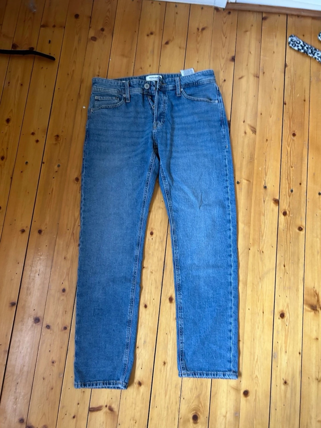 Blå raka jeans med klassisk passform