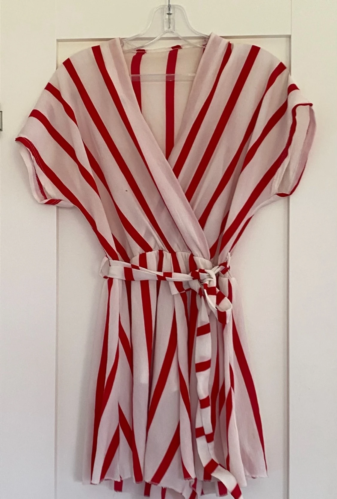 Rödvit randig kort jumpsuit - 1