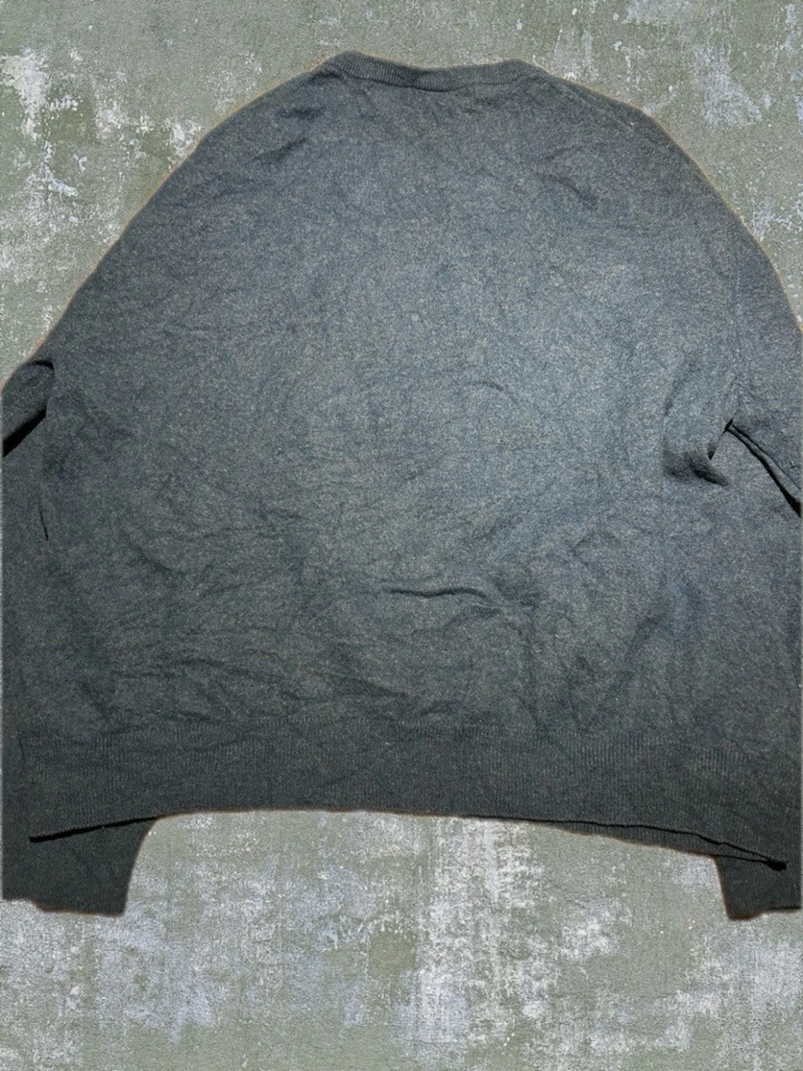 Grå rundhalsad tröja från Lacoste - 3