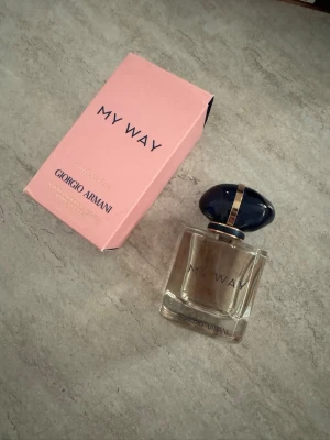 Giorgio Armani My Way  - Endast testad, inte i min smak. Köpt på DutyFree