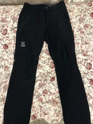 Haglöfs byxor - Köpta hos XXL för nåt år sedan. Inte använda mycket. Nypris 1500kr