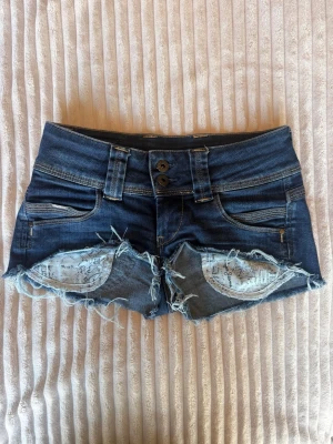 Lågmidjade jeansshorts  - Jättesnygga lågmidjade jeansshorts🩷