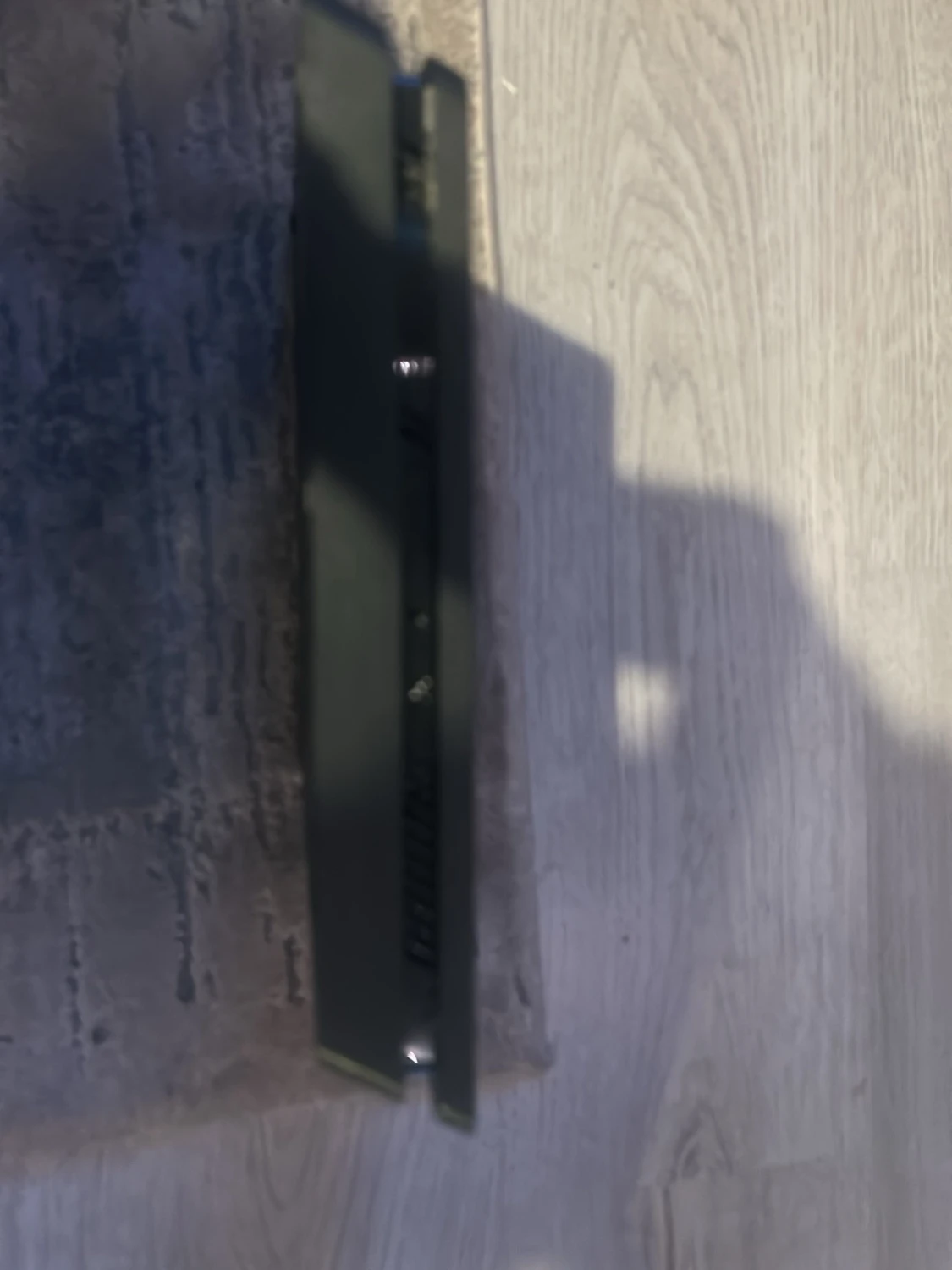 PlayStation 4 Slim svart konsol - 2