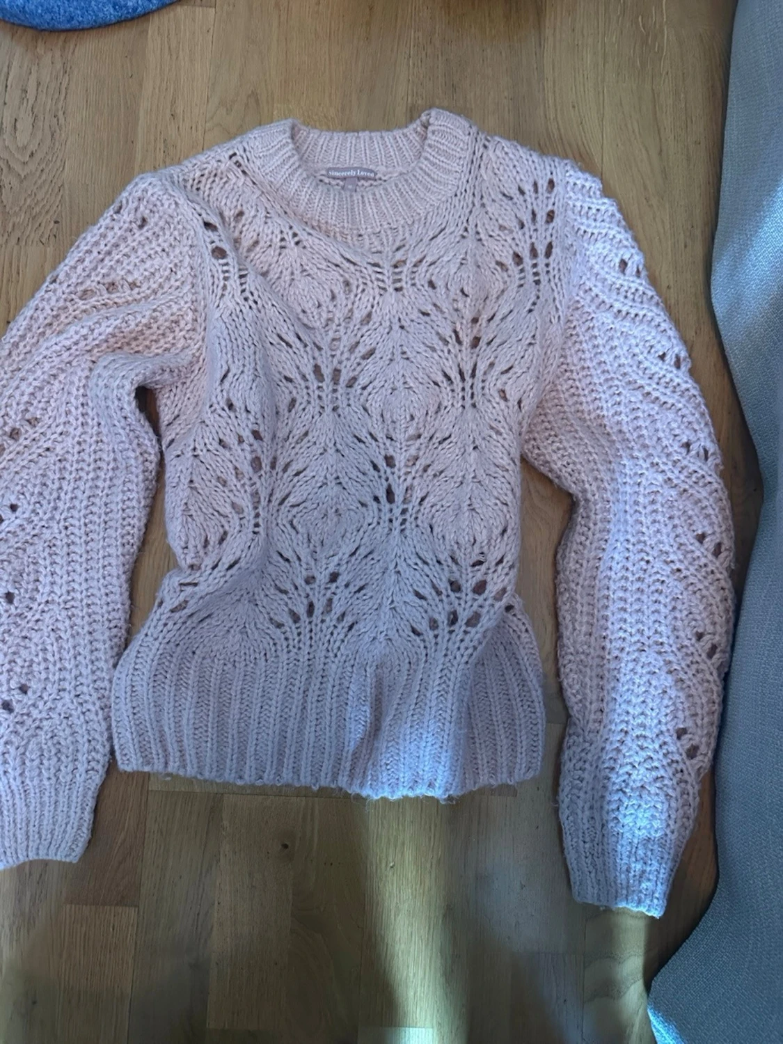 Ljusrosa stickad tröja Sincerely Loved