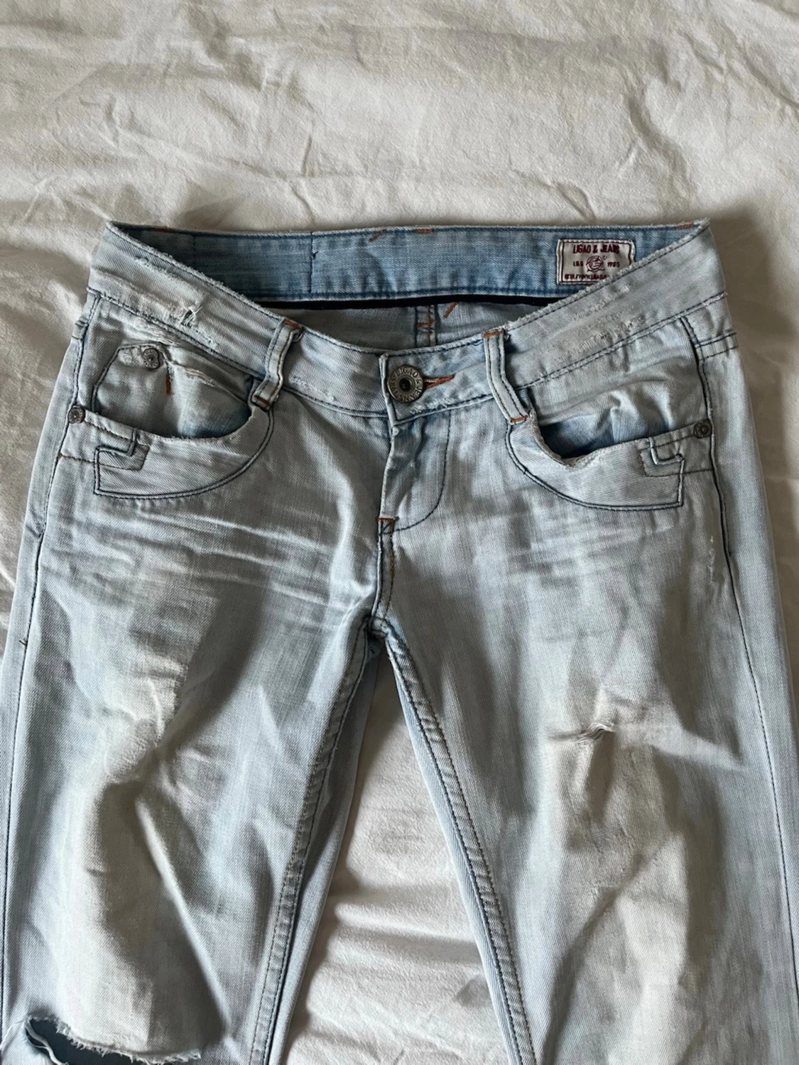 Ljusblå bootcut jeans  - 3