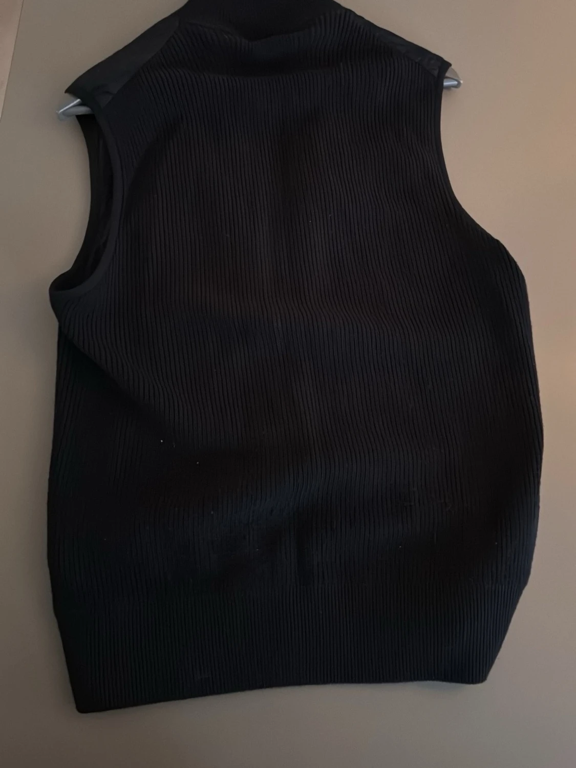 Svart dunväst från J.LINDEBERG - 2